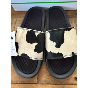 APL Women's Iconic Slide Shoes Size 8 Black White Cow Print Comfort Sandals
